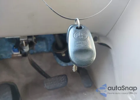 2005 Toyota Sienna Le из США, поврежденный, VIN 5TDBA23C75S052947